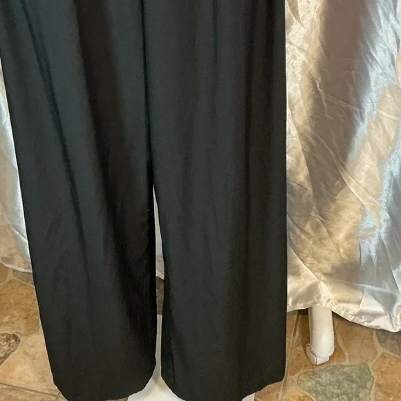 HALARA Black Wide Leg Jumpsuit - Picture 4 of 9